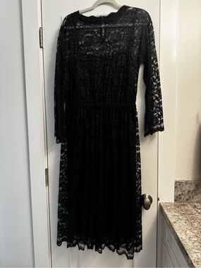 Vintage Black Lace Long Sleeve Midi Dress